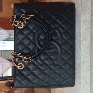 Chanel medium GST